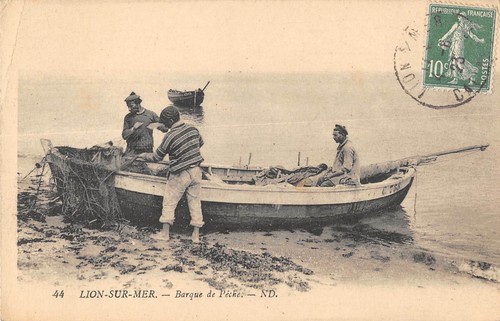 Cpa lion sur mer - sur, de