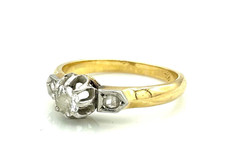 MAGNIFIQUE BAGUE OR 18 CARATS - Solitaire diamant 0,22 carat - 3,20 g