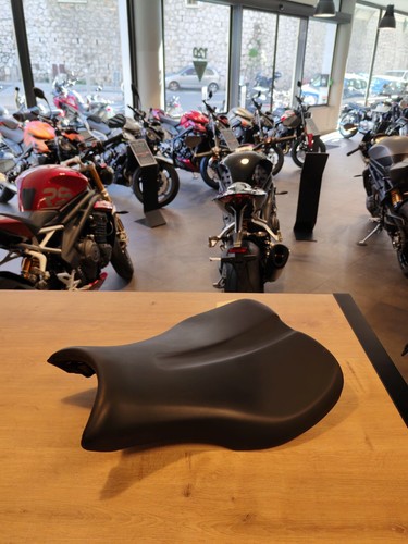 Selle triumph daytona 675r - triumph,