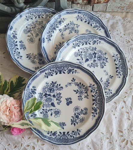 Anciennes assiettes plates - assiettes,