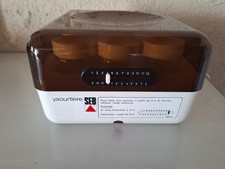 YAOURTIÈRE AUTOMATIQUE SEB VINTAGE, 8 POTS, PLASTIQUE BLANC, COUVERCLE FUMÉ