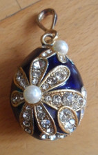 TRES BEAU PENDENTIF FORME OEUF