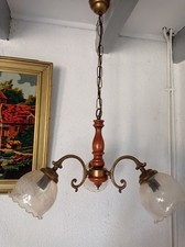 Suspension vintage 3 bras – laiton, bois tourné et globes en verre dépoli à...