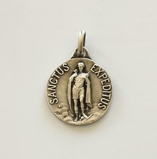 mama-estelle Ancienne Petite Médaille Saint EXPEDIT Expeditus en Argent