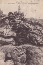Carte postale ancienne postcard ROTHENEUF BRETAGNE l'ermite sculptant timbrée