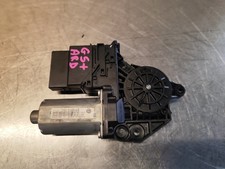 MOTEUR LEVE VITRE ARRIERE DROIT VW VOLKSWAGEN GOLF 5+ 2.0 TDI PH1 5M0839402C