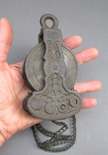 Petite poulie à ressort en fer avec chaîne pour suspension de lustre ancien