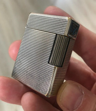 Ancien briquet métal argenté