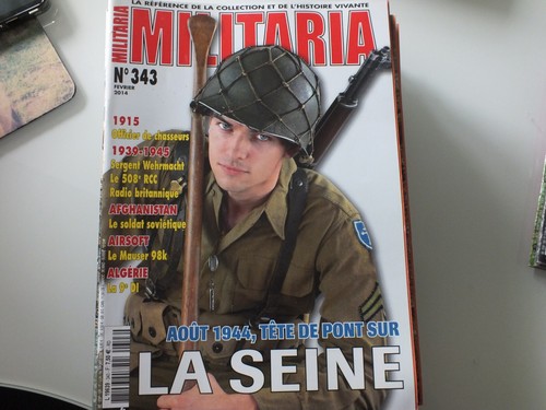 Uniformes magazine revue - uniformes,