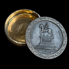 ancienne boite a tabac & daté  1817 & rare