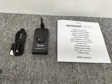 Fender MUSTANG Micro Casque Amplificateur Guitare Ampli Personnel Câble USB...