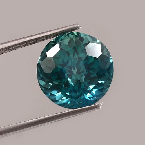 Saphir parti bleu vert naturel - saphir,