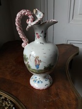 Petite aiguière en faience de