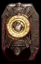 Insigne Médaille Militaire