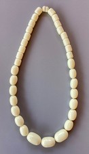 Collier ancien grosses perles de type Bakélite, longueur 65 cm