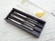 set jeu de 3 taraud 3 lèvres M8 x 125 HSSE  PARADUR    (p3)