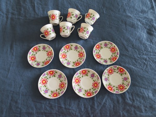 Vintage 1970 tasses - vintage,