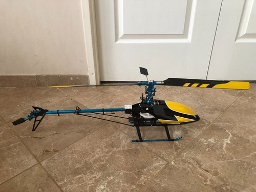 Hélicoptère de base - hélicoptère,