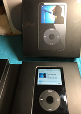 iPod Video 5ème génération 30 Go 5.5  Wolfson DAC (NOIR) +Boite De Rangement