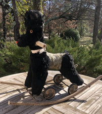 Jouet ancien CHIEN CANICHE PAILLE  A BASCULE OU A ROULETTES