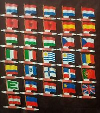 Lot de 32 drapeaux L'Alsacienne Biscuits