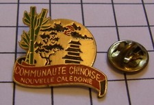 Pin's COMMUNAUTE CHINOISE BAMBOU BONSAI TREE NOUVELLE CALEDONIE NEW CALEDONIA NC