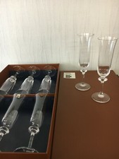 17 flûtes à champagne modèle Saumur cristal Daum France (prix à la pièce)