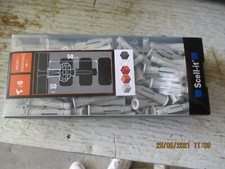 200  chevilles nylon 6x37