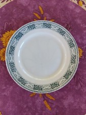 Assiette Plate ancienne Terre de Fer Décor Vert de Fleurs de Lotus 23,5cm 380Grs