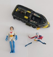 FIGURINES ET VÉHICULE LA BATAILLE DES PLANÈTES POPY 1978