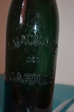 Ancienne bouteille en verre et à bouchon porcelaine "Limonade des Carmes" Chalon