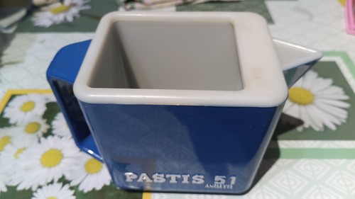 Ancien pichet très - ancien, rare