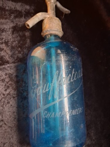 Ancienne bouteille eau - eau, seltz