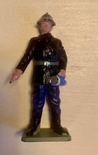 Figurine Starlux Pompier de Paris