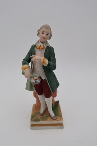 Figurine biscuit de - figurine, en