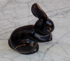 ANCIENNE ET RARE TIRELIRE A CASSER FAIENCE SARREGUEMINES DIGOIN LAPIN ASSIS