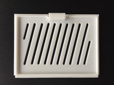 Couvercle de trappe ventilé