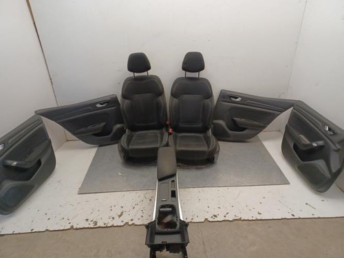 Interieur complet renault - interieur,