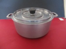 COCOTTE ou MARMITE  ARDOR TOURNUS 23 FONTE D'ALUMINIUM  RONDE  23X10