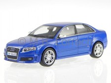 Audi A4 B7 RS4 2005 bleu