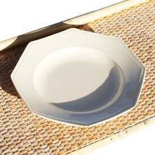 Assiette creuse octogonale