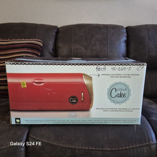 Cricut cake personal - cricut,
