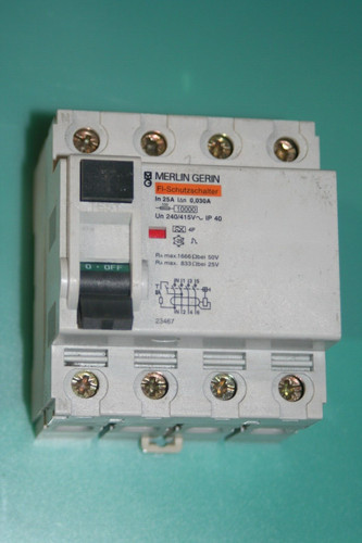 Disjoncteur différentiel 25a - disjoncteur,
