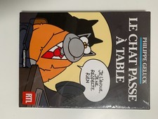 Le chat passe à table de