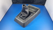 Cache plastique central - , et