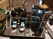 Gros lot lego police commissariat et véhicules