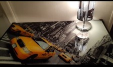 bureau plateau verre trempé + lampe