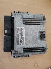 Calculateur moteur PEUGEOT