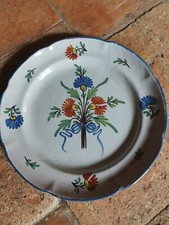 Assiette faience ancienne 18eme Faience De Waly?