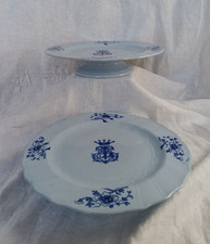 2 assiettes montées sur